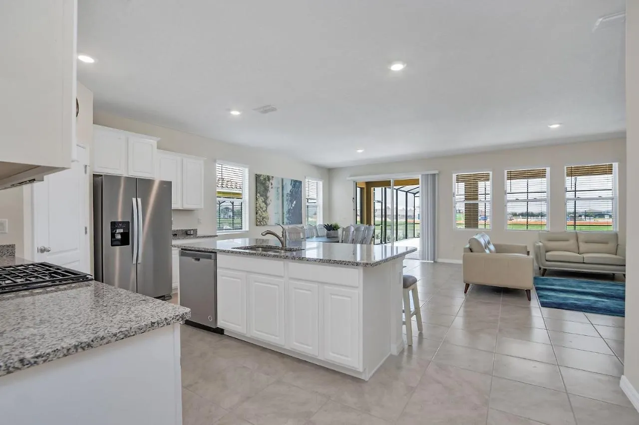 Harry Themed-Room, Spacious And Luxurious Villa #6St560 Davenport